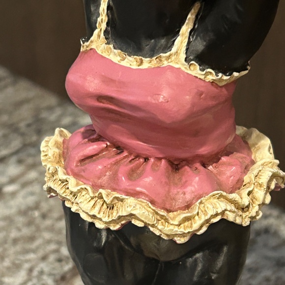 Vintage 2004 World Wide Dance Fever Black Bear Figurine by Artist Rick J Rowley - Picture 2 of 8